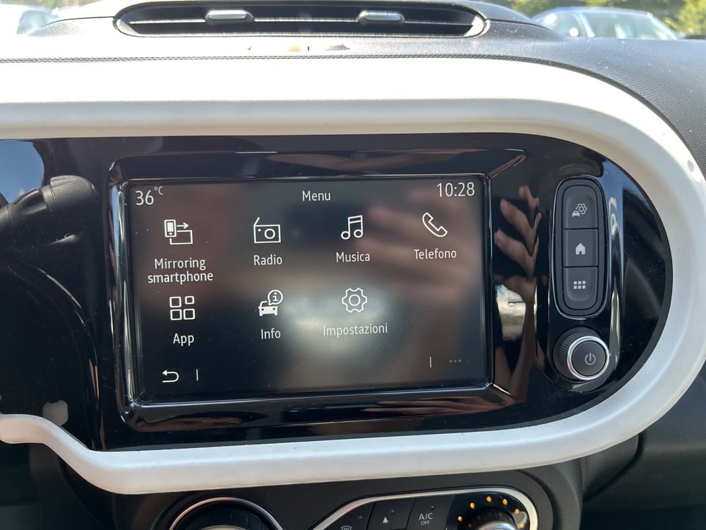 Renault Twingo usata a Latina (16)