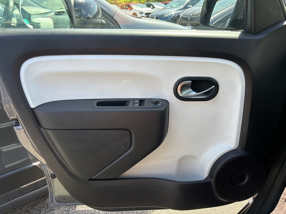 Renault Twingo usata a Latina (19)