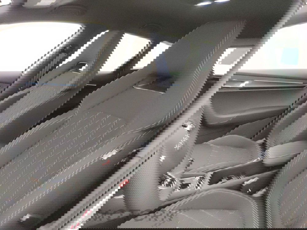 Skoda Karoq nuova a Varese (12)