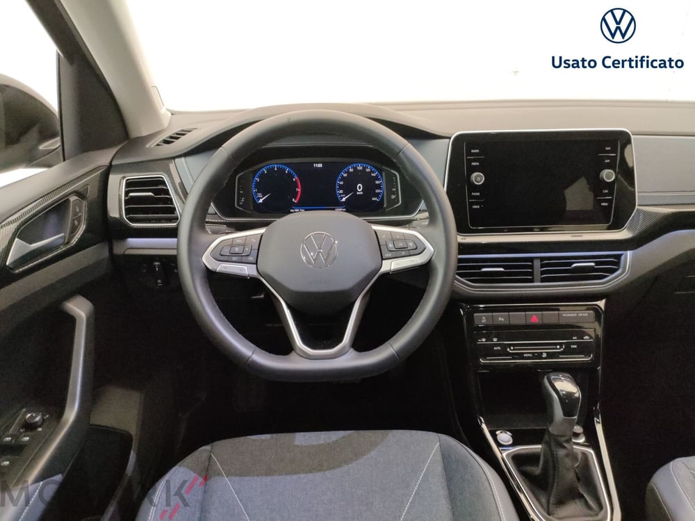 Volkswagen T-Cross usata a Varese (13)