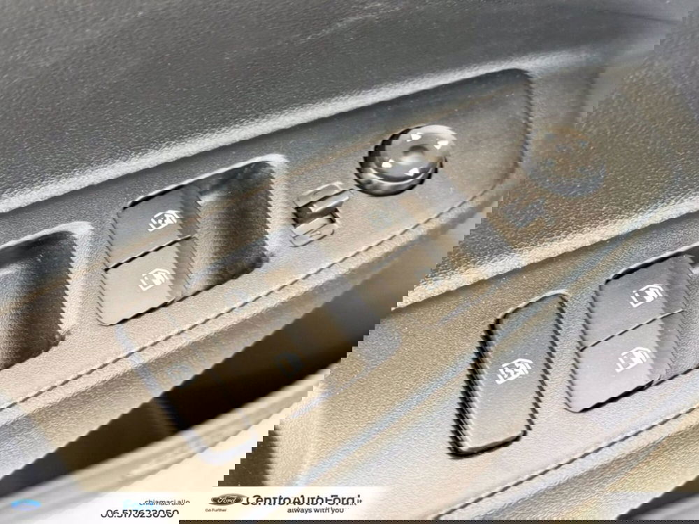 Hyundai i10 nuova a Roma (19)