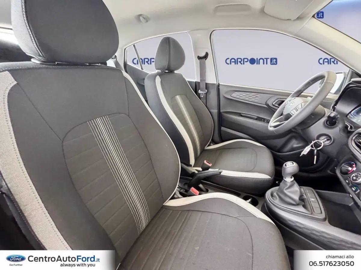 Hyundai i10 nuova a Roma (7)