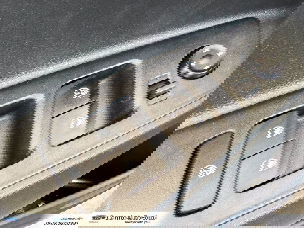 Hyundai i10 nuova a Roma (19)