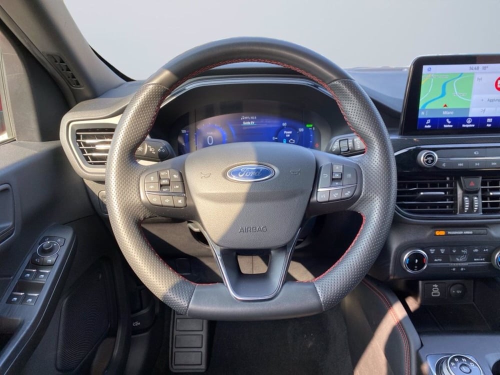 Ford Kuga usata a Milano (13)