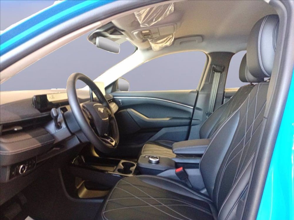 Ford Mustang Mach-E nuova a Milano (11)