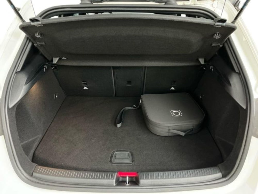 Mercedes-Benz Classe A Sedan usata a Verona (13)