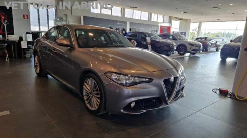 Alfa Romeo Giulia usata a Modena (2)