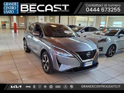 Nissan Qashqai 1.3 mhev N-Connecta 4wd 158cv xtronic del 2024 usata a Brendola