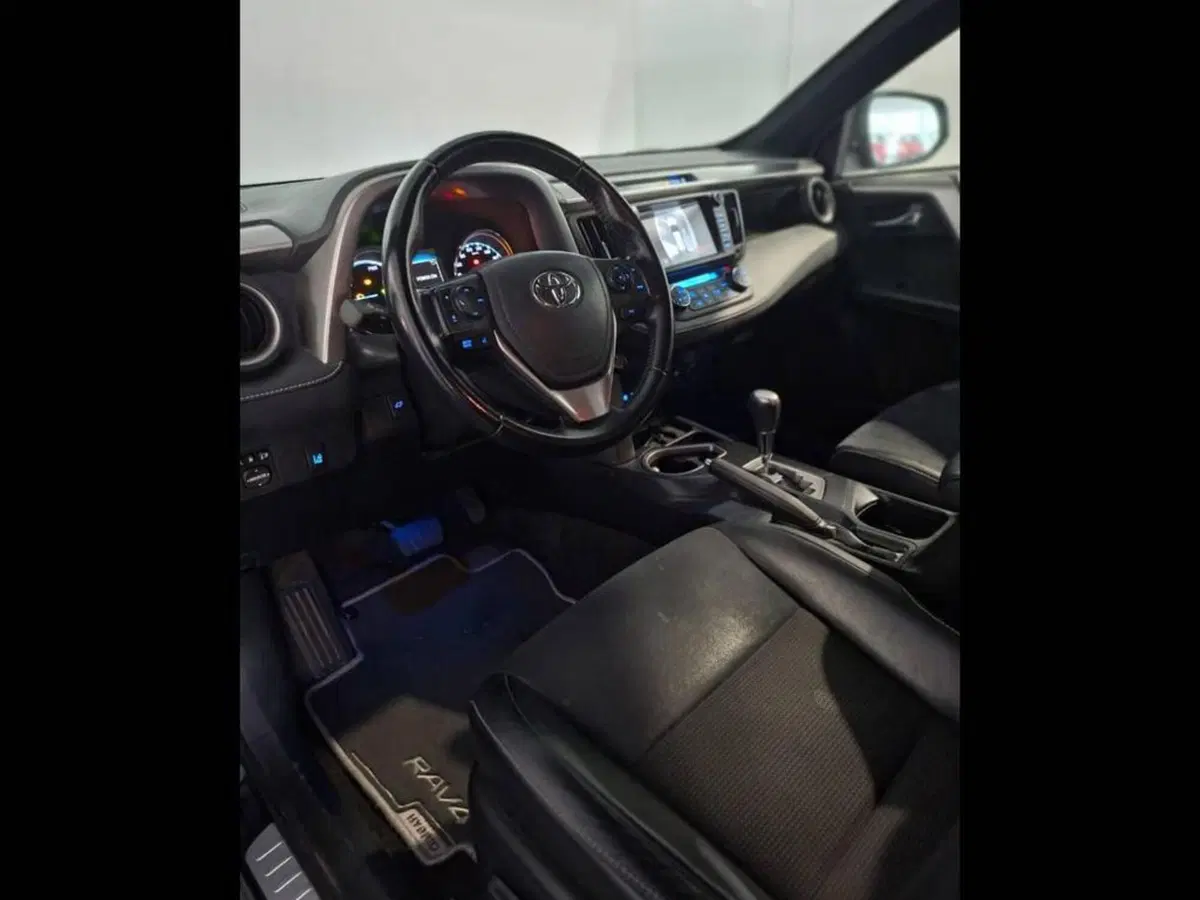 Toyota Rav4 usata a Torino (11)