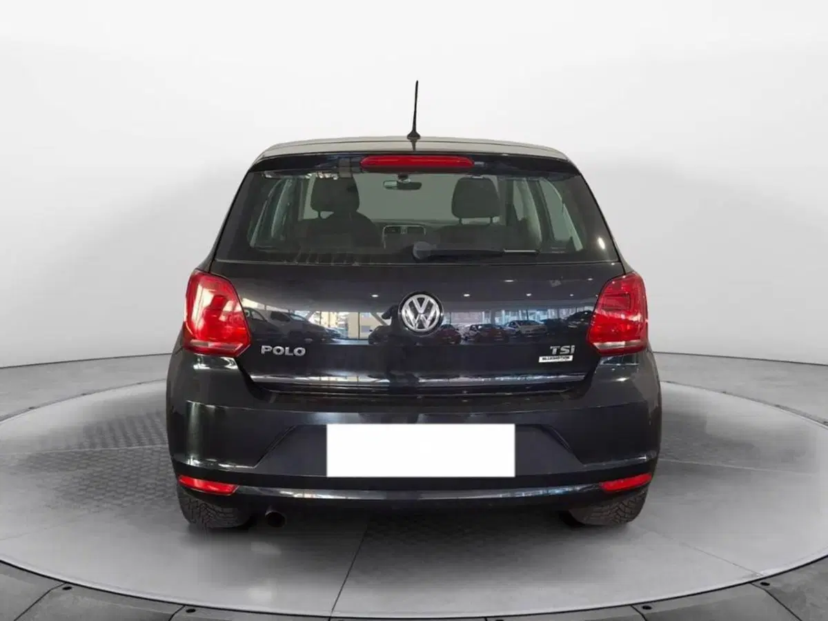 Volkswagen Polo usata a Torino (5)