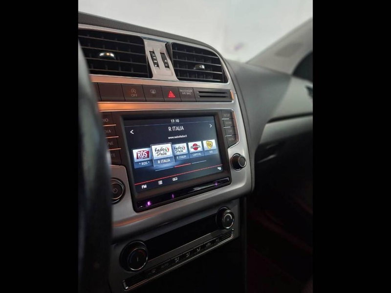 Volkswagen Polo usata a Torino (9)