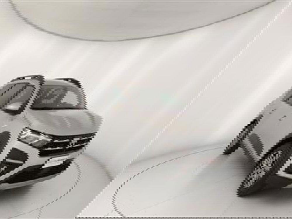 Dacia Jogger usata a Bari (11)