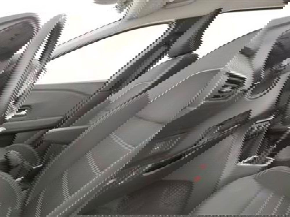Dacia Jogger usata a Bari (13)