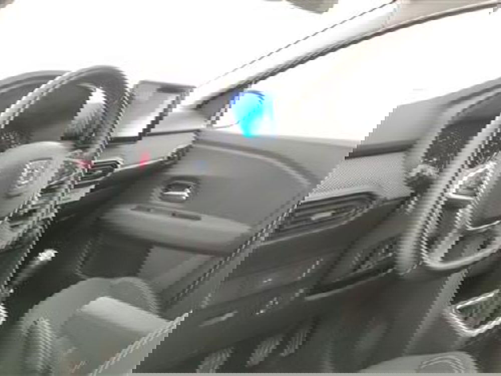 Dacia Jogger usata a Bari (14)