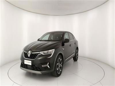 Renault Arkana E-Tech 145 CV Intens del 2022 usata a Bari
