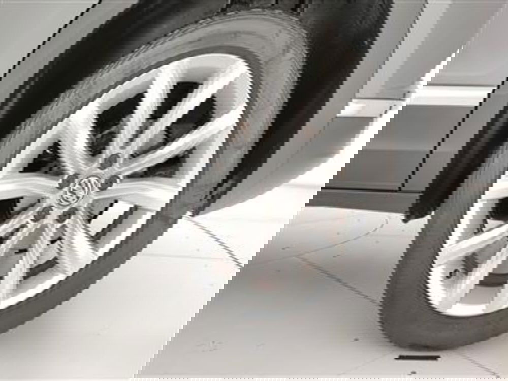 Volkswagen T-Roc usata a Bari (12)