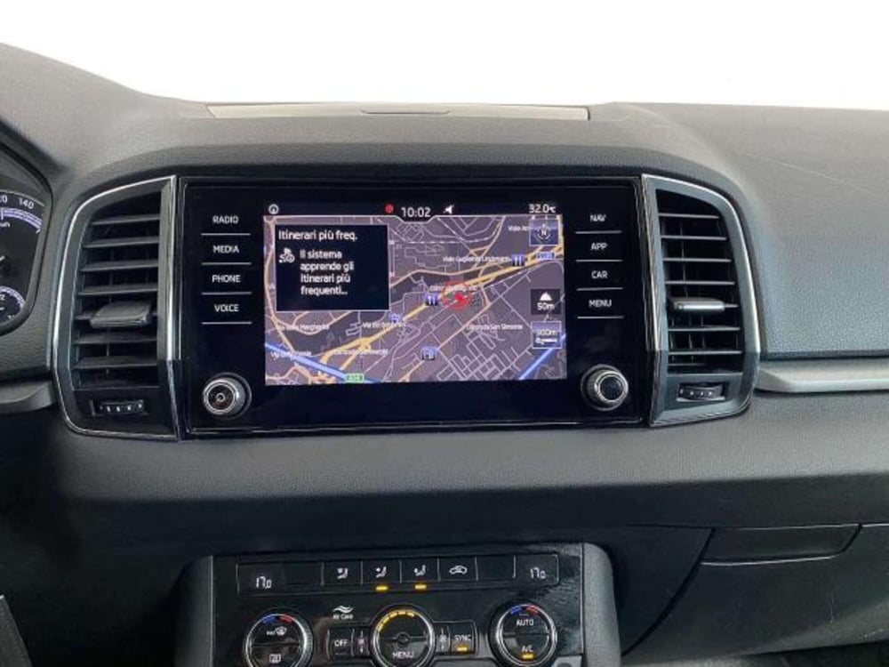 Skoda Karoq usata a Matera (12)