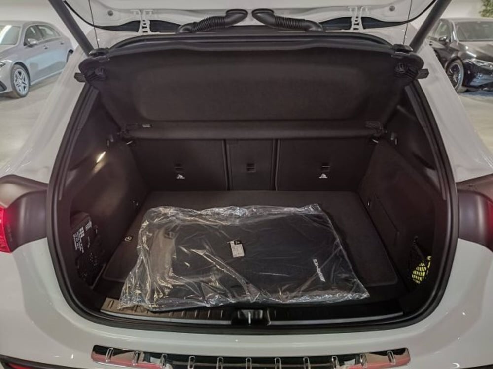 Mercedes-Benz GLA SUV nuova a Teramo (14)