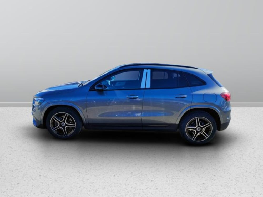 Mercedes-Benz GLA SUV nuova a Teramo (3)