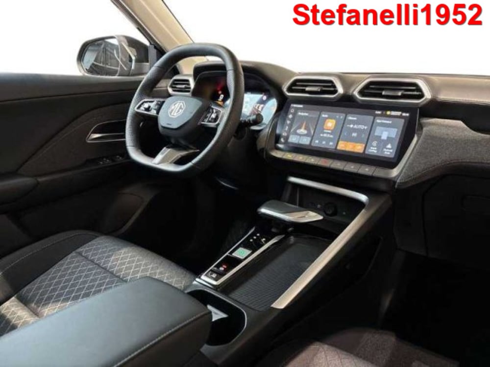 Mg ZS EV nuova a Bologna (15)