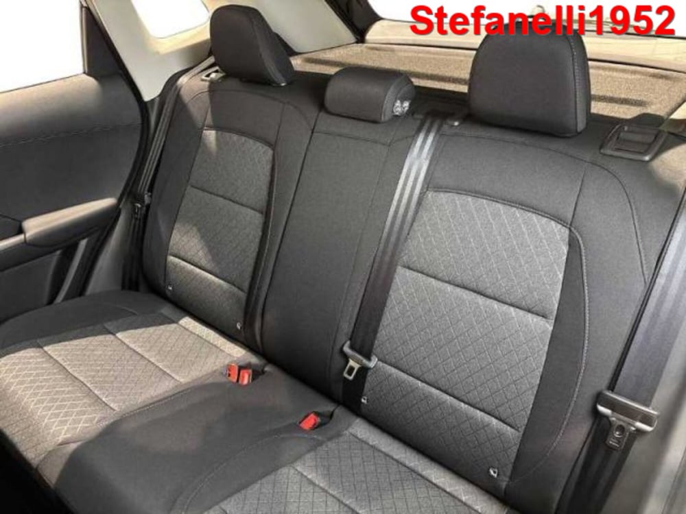 Mg ZS EV nuova a Bologna (9)