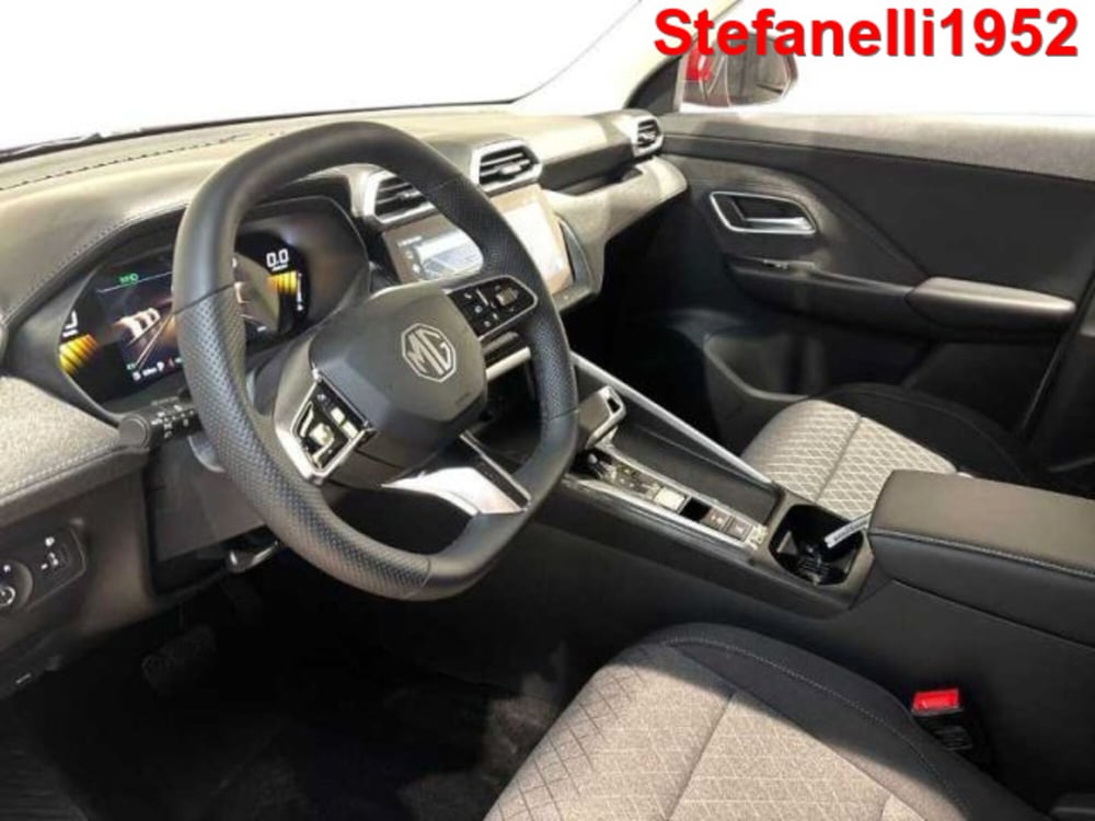 Mg ZS EV nuova a Bologna (11)
