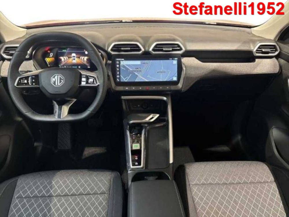 Mg ZS EV nuova a Bologna (13)