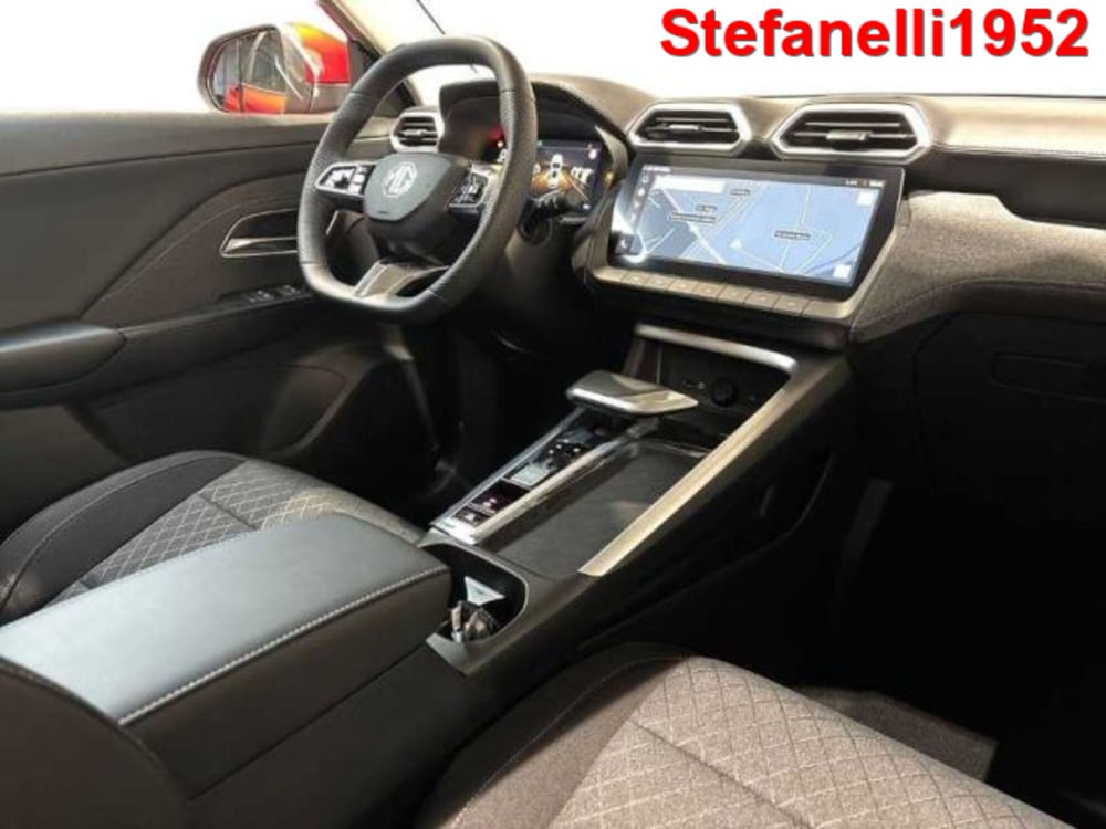 Mg ZS EV nuova a Bologna (15)