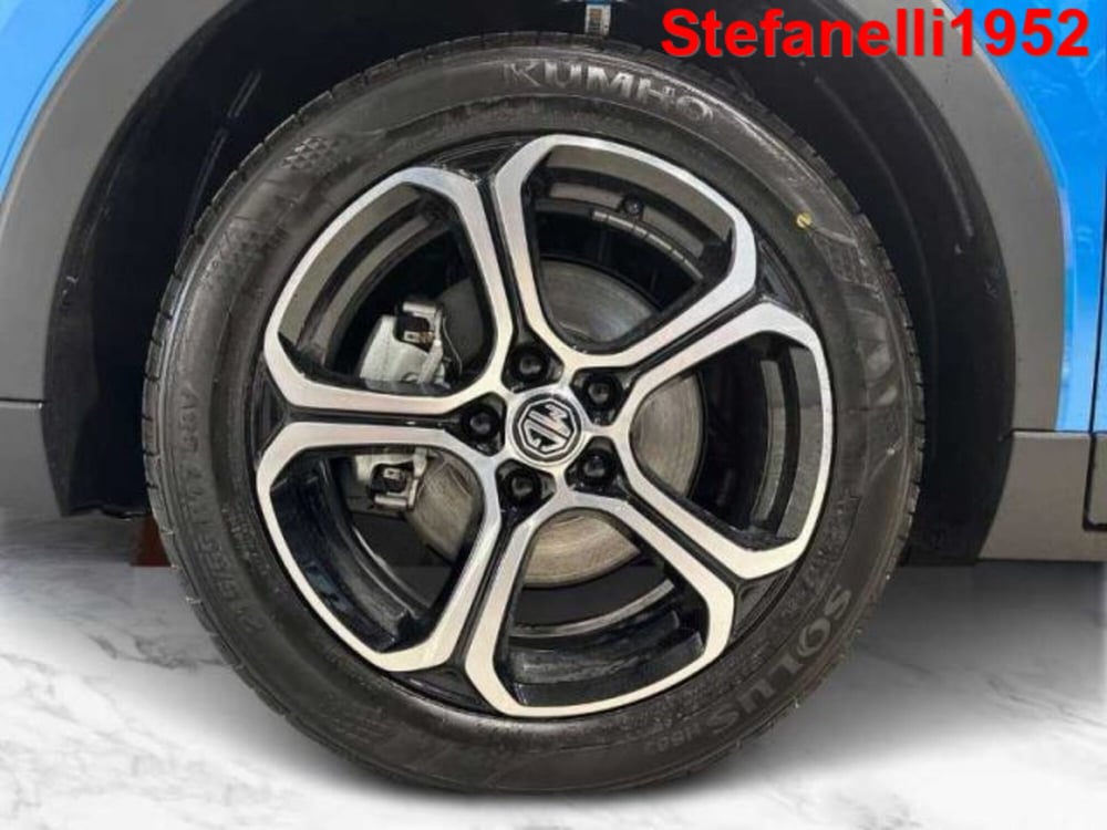 Mg ZS EV nuova a Bologna (8)