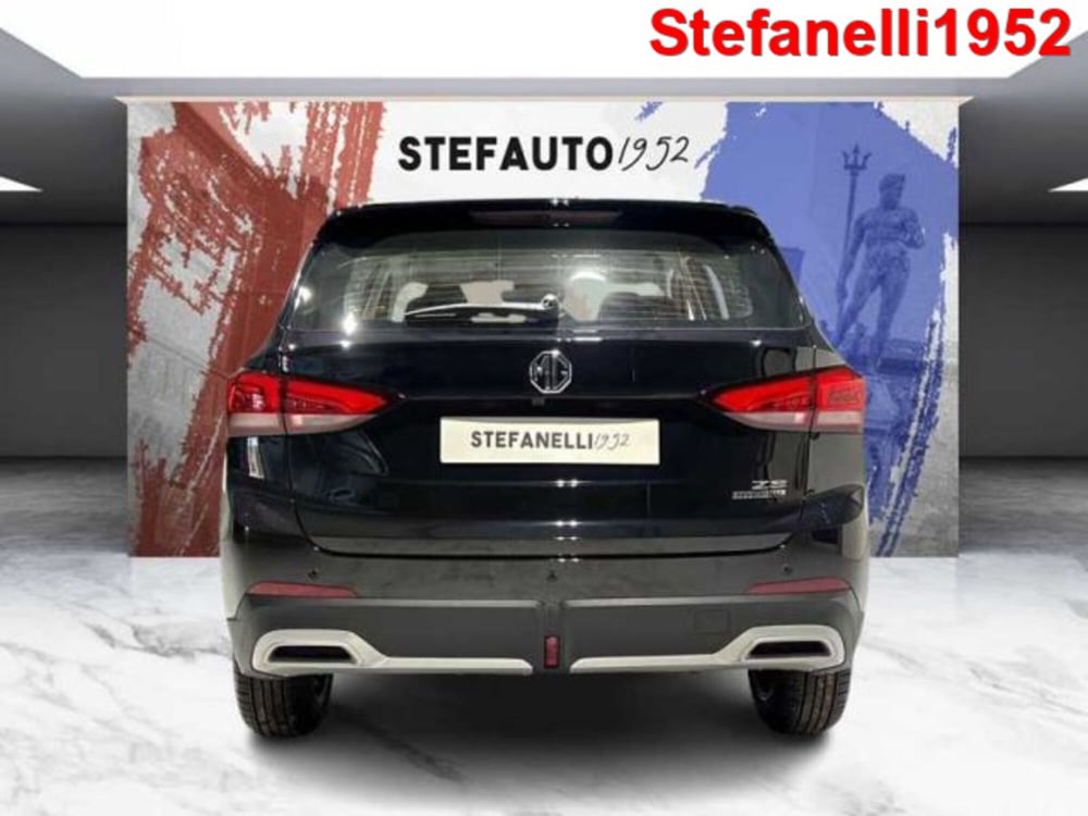 Mg ZS EV nuova a Bologna (6)