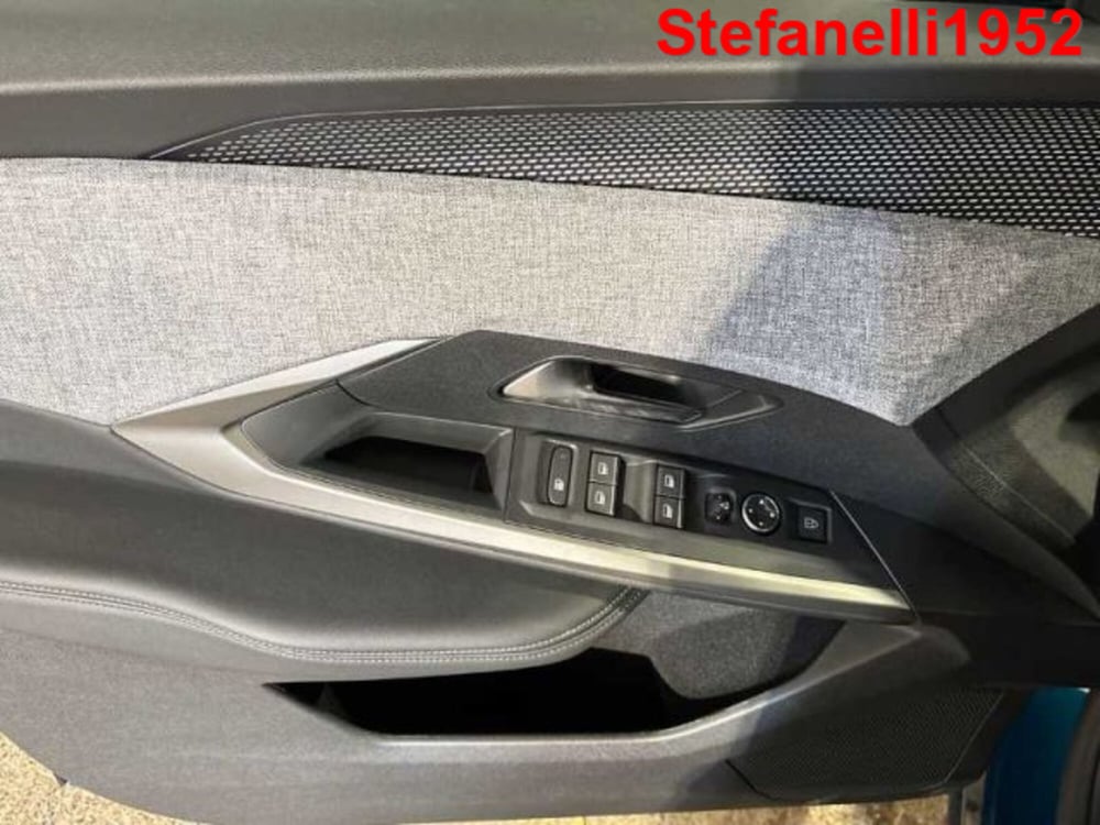 Peugeot 5008 nuova a Bologna (10)