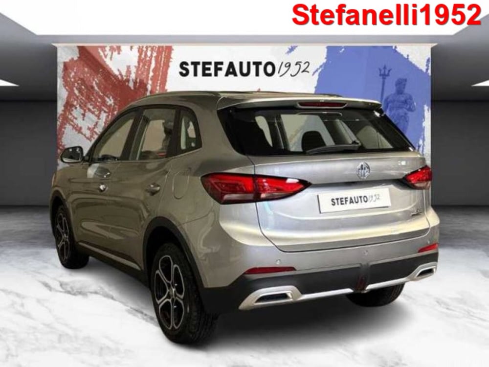 Mg ZS EV nuova a Bologna (5)