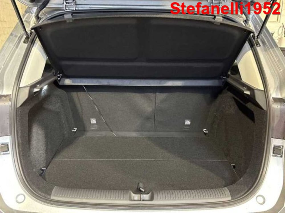 Mg ZS EV nuova a Bologna (7)