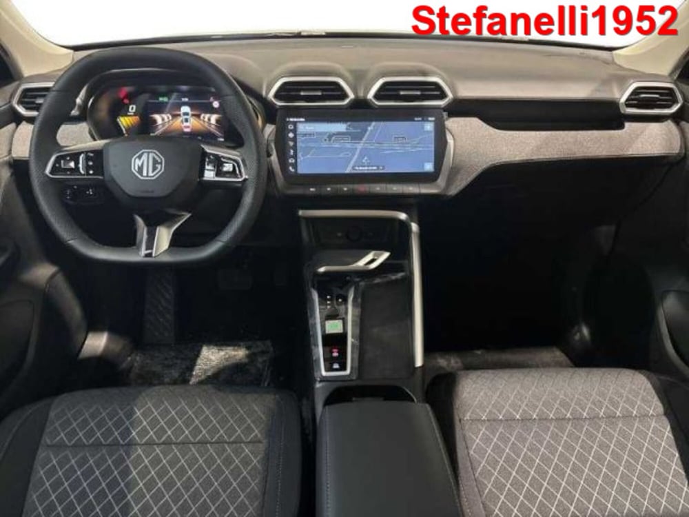 Mg ZS EV nuova a Bologna (13)