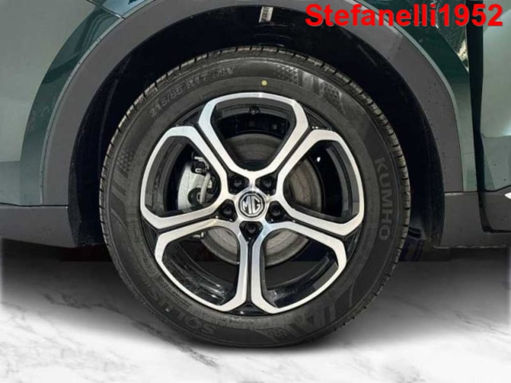 Mg ZS EV nuova a Bologna (8)
