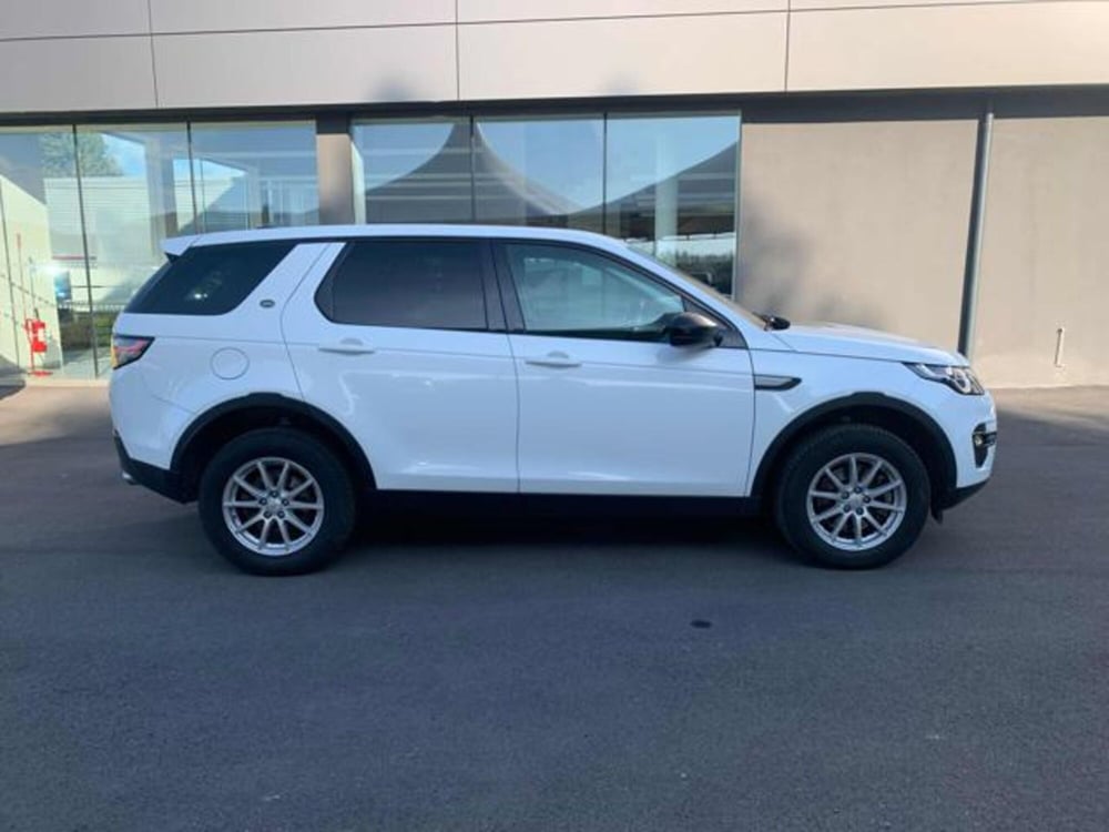 Land Rover Discovery Sport usata a Lucca (6)
