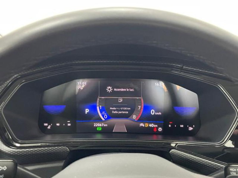 Volkswagen T-Cross usata a Como (12)