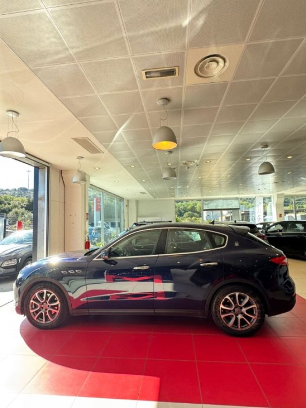 Maserati Levante usata a Sassari (3)