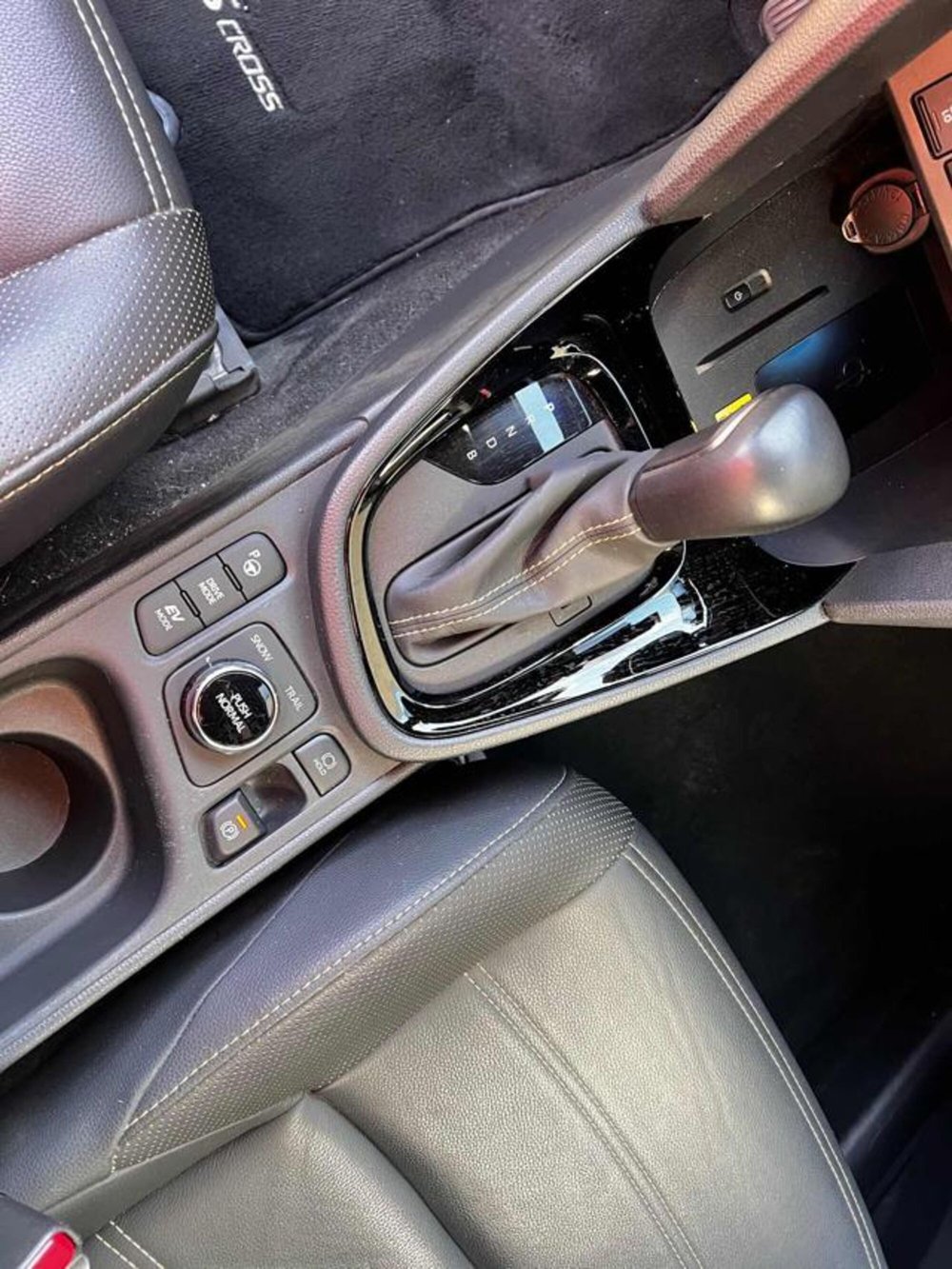 Toyota Yaris Cross usata a Sassari (14)
