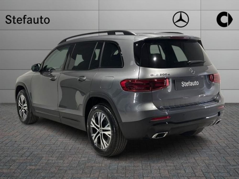 Mercedes-Benz GLB nuova a Bologna (5)