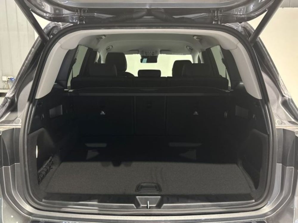 Mercedes-Benz GLB nuova a Bologna (7)