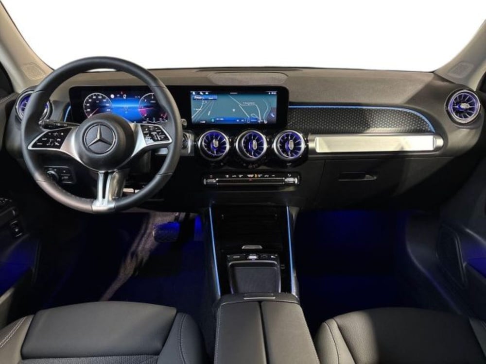 Mercedes-Benz GLB nuova a Bologna (13)