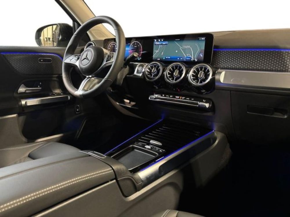 Mercedes-Benz GLB nuova a Bologna (15)