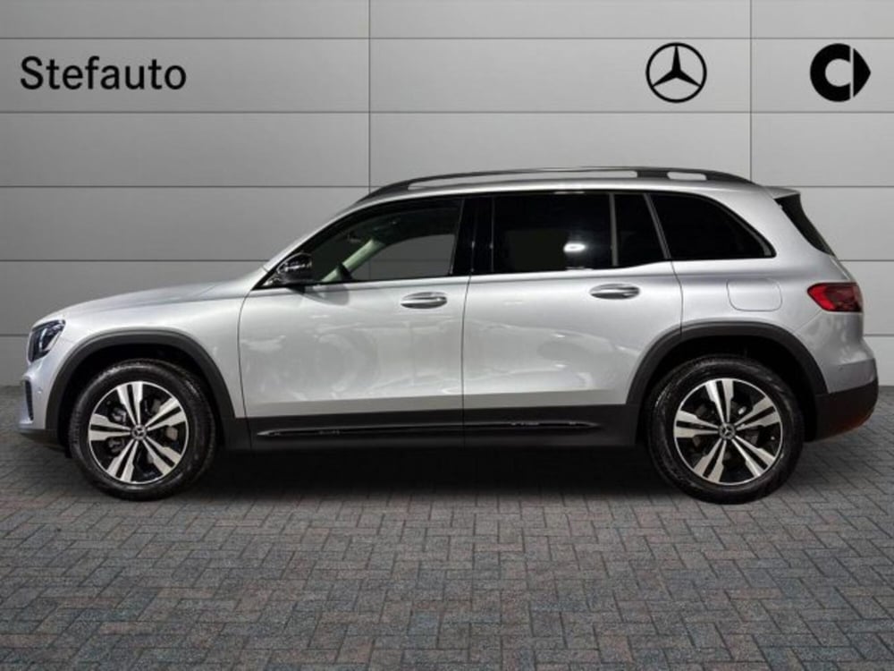 Mercedes-Benz GLB nuova a Bologna (3)