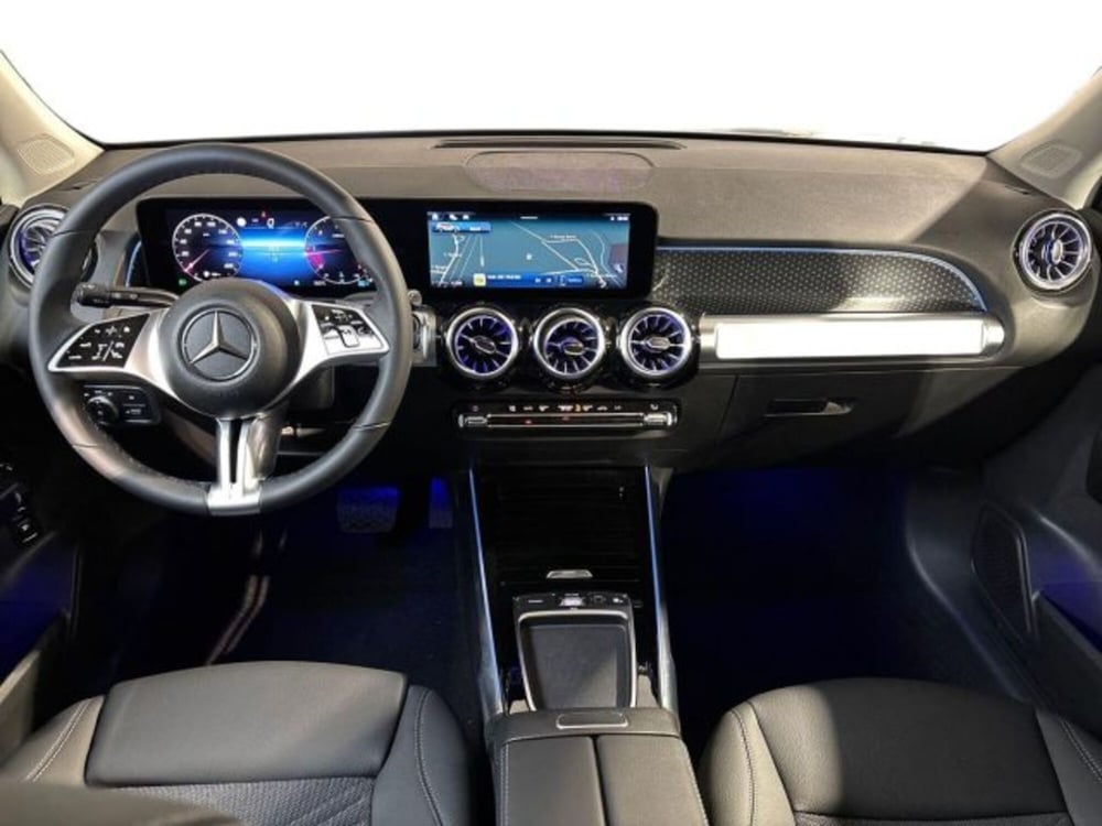 Mercedes-Benz GLB nuova a Bologna (13)
