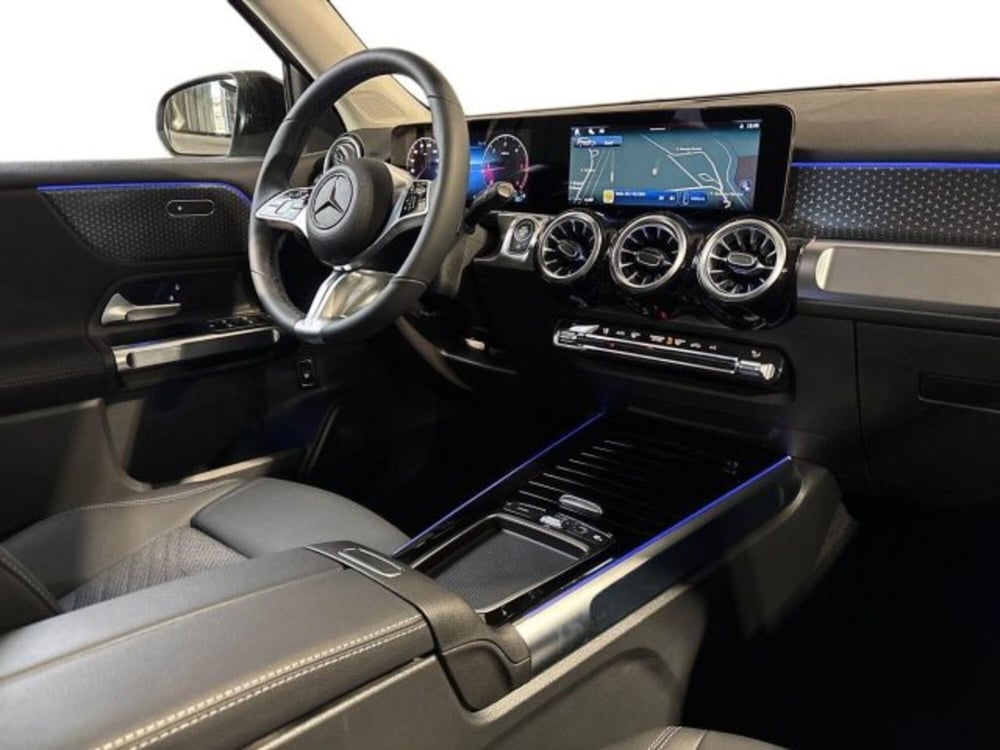 Mercedes-Benz GLB nuova a Bologna (15)