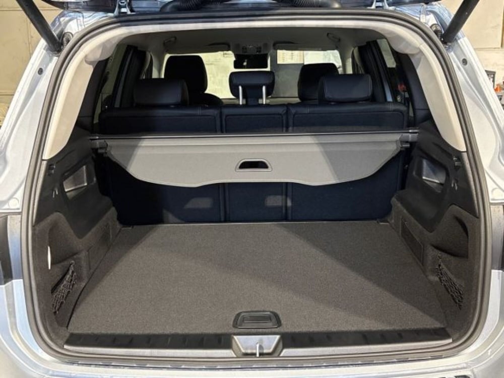 Mercedes-Benz GLB nuova a Bologna (7)