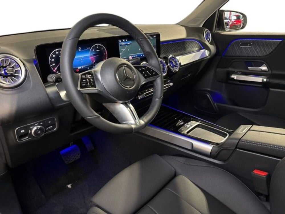 Mercedes-Benz GLB nuova a Bologna (11)
