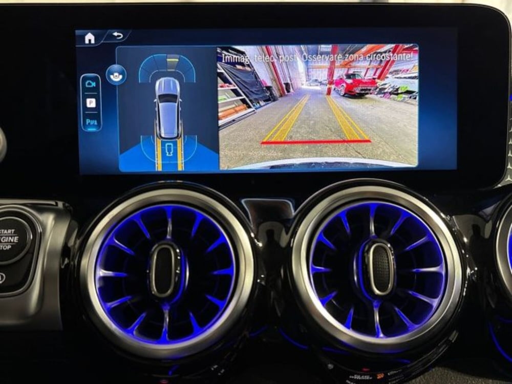 Mercedes-Benz GLB nuova a Bologna (12)