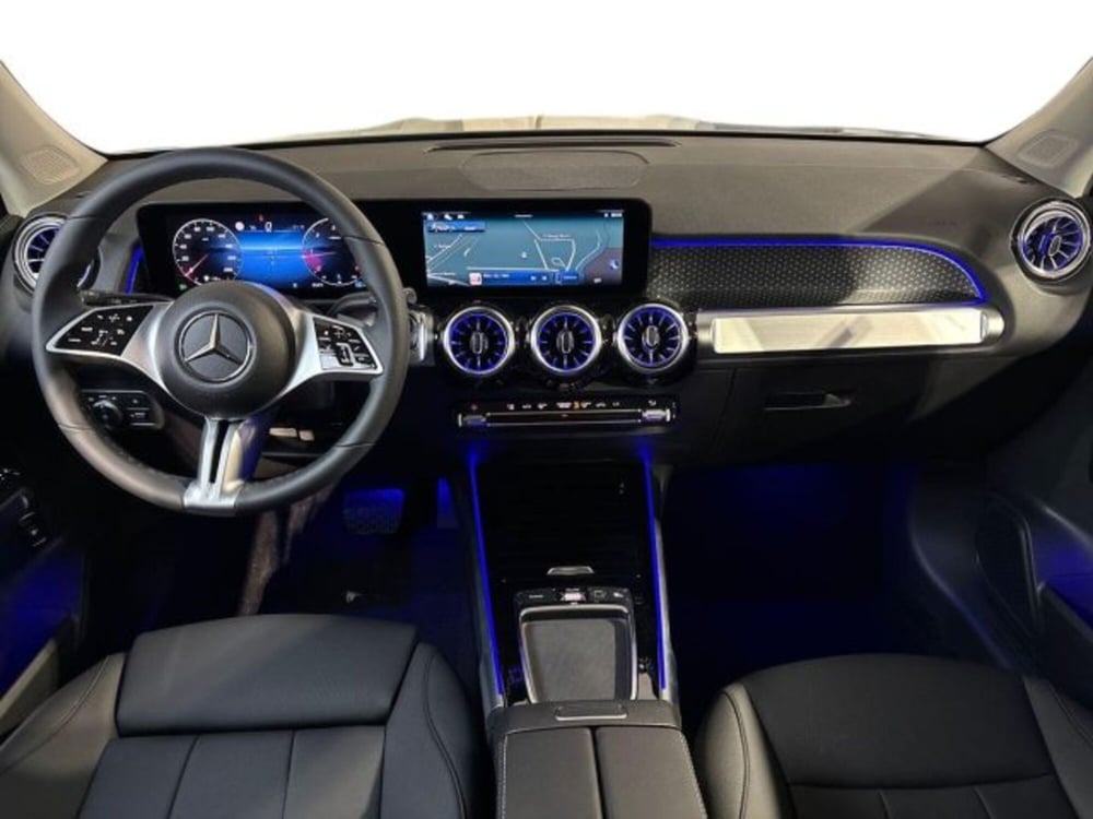 Mercedes-Benz GLB nuova a Bologna (13)